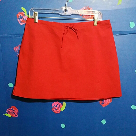 Dresses & Skirts - Red Mini Skirt Size 13